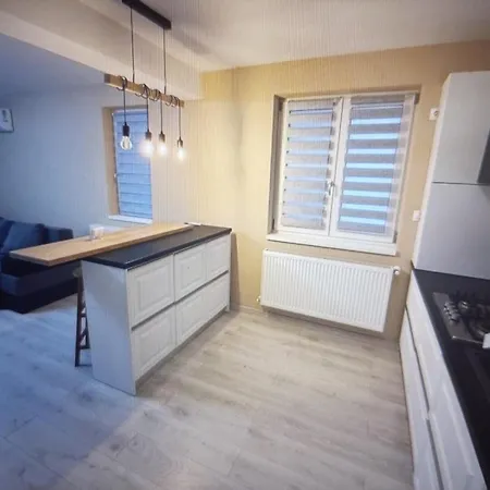 Tilava Ja Hienostunut Viihtyisään Lomaan Ja Rentouttaviin Hetkiin * Rovaniemi
