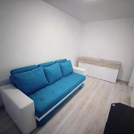Huoneisto Tilava Ja Hienostunut Viihtyisään Lomaan Ja Rentouttaviin Hetkiin Rovaniemi